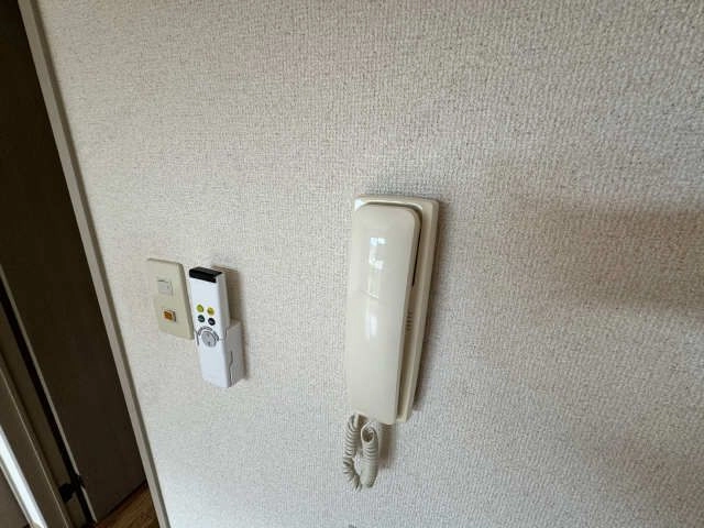 インターホン