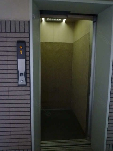 エレベーター