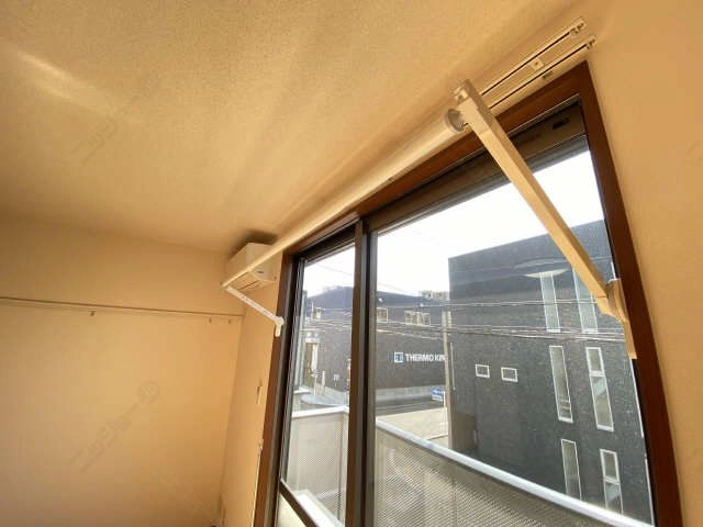 室内物干（ホスクリーン）