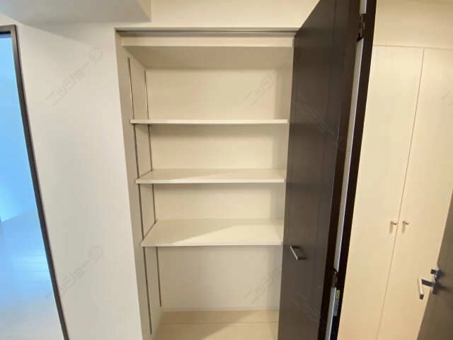通路収納
