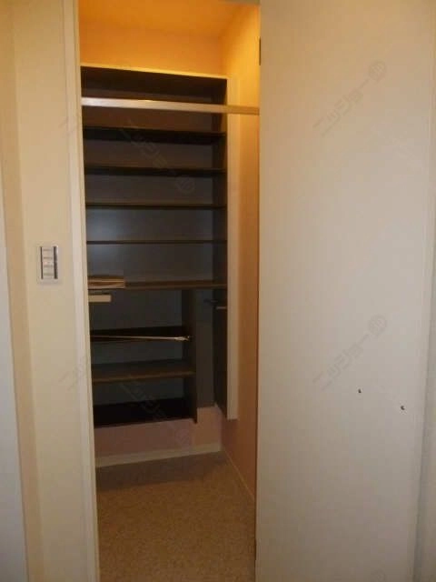 シューズボックス