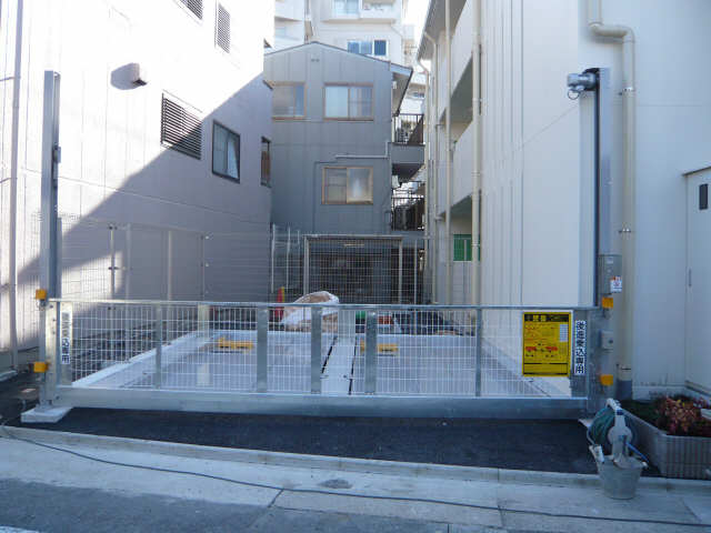 小型車用駐車場