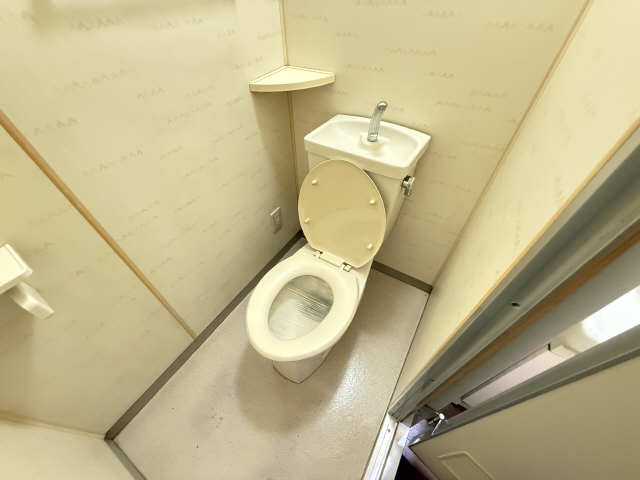 WC