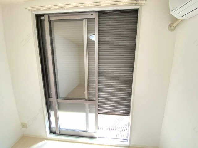 シャッター雨戸