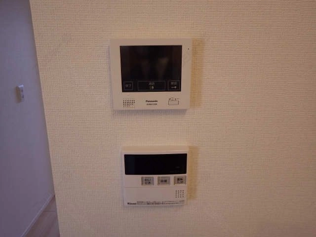モ  ニター付きインターホン（同型