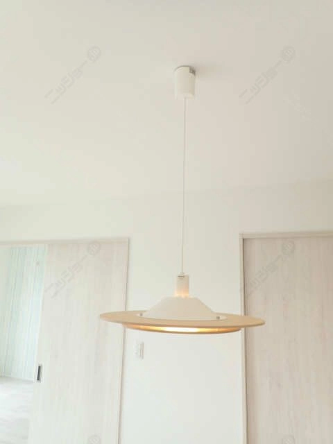 キッチン前ペンダンライト