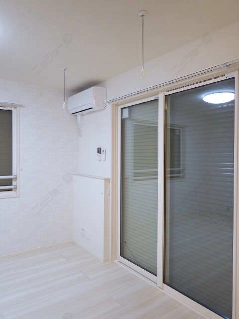 シャッター雨戸