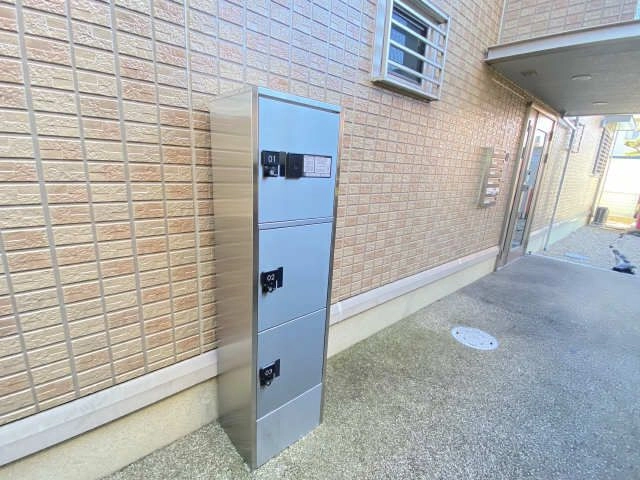 宅配ボックス