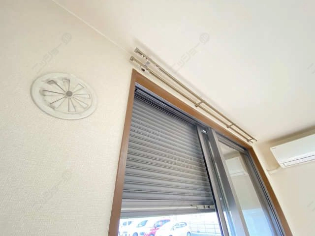 シャッター雨戸