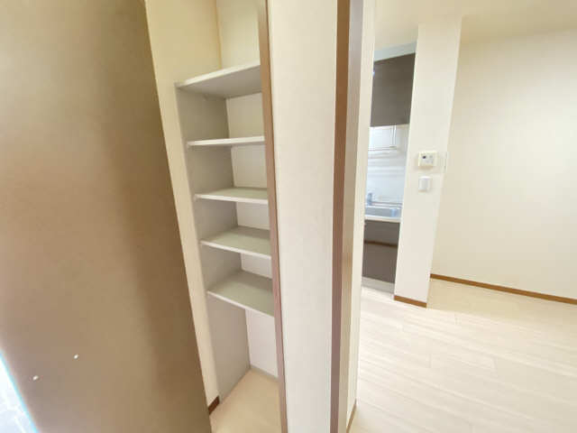 廊下マルチ収納