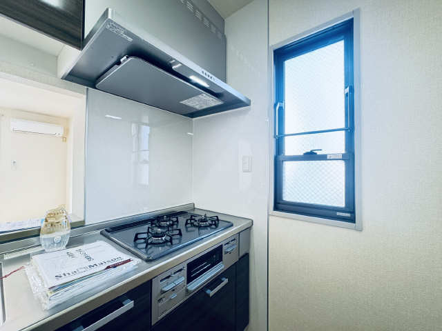 キッチン３口ガスコンロ