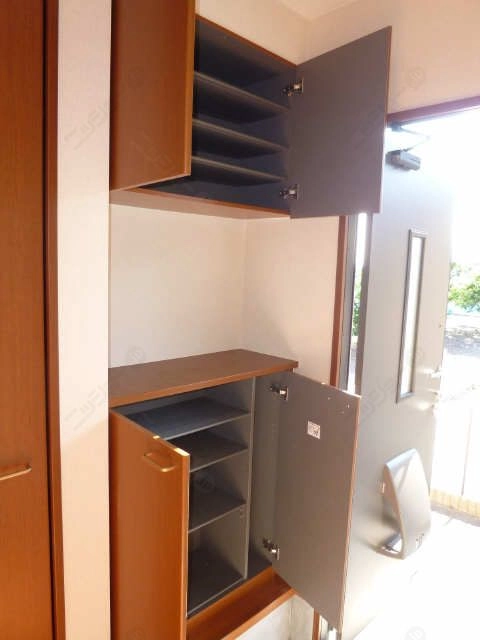 ｼｭｰｽﾞBOX