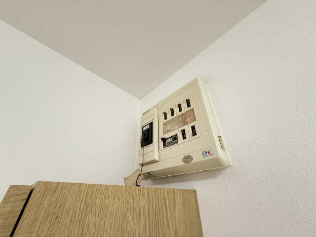 ブレーカーボックス