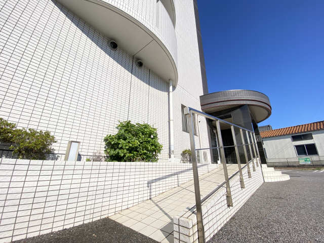 エントランススロープ