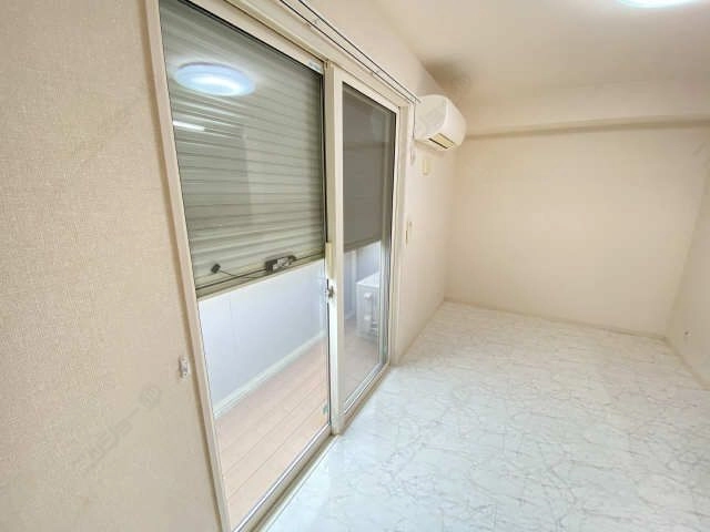 シャッター雨戸