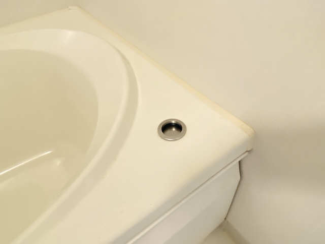 浴室プッシュ水栓