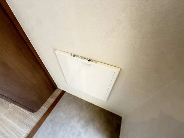 玄関ベンチ