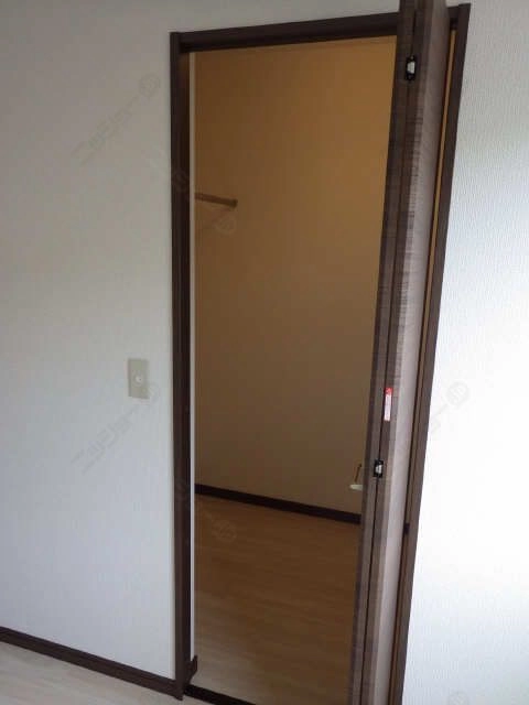 ｳｫｰｸｲﾝｸﾛｰｾﾞｯﾄ