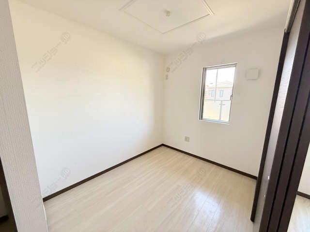２階南西洋間
