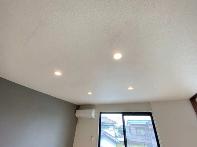 リビング調色ダウンライト