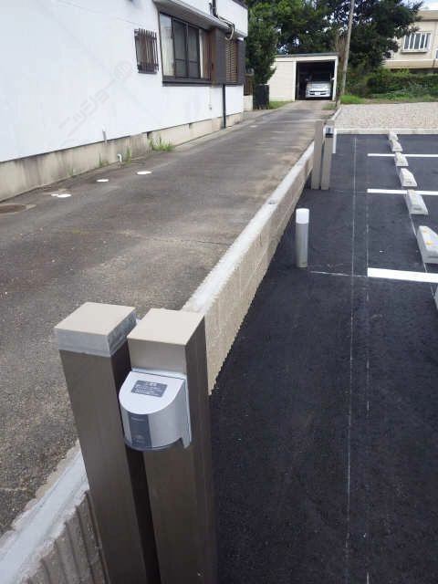 電気自動車用コンセント