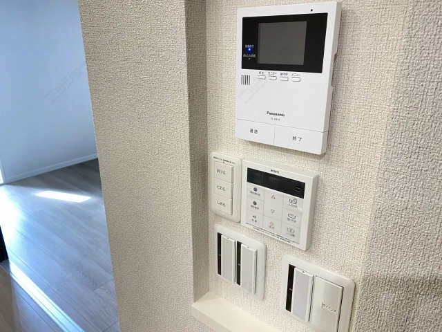 モニター付きインターホン