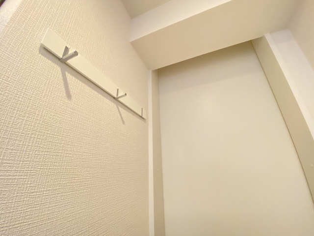 格納型コートフック