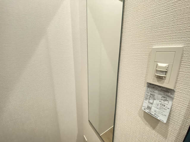 玄関センサー照明