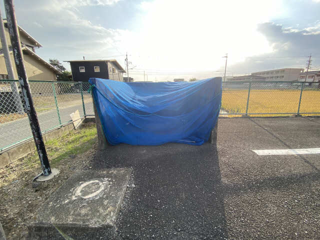 敷地内ゴミ置き場