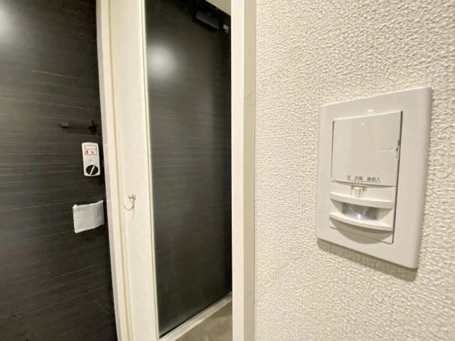 玄関センサー照明