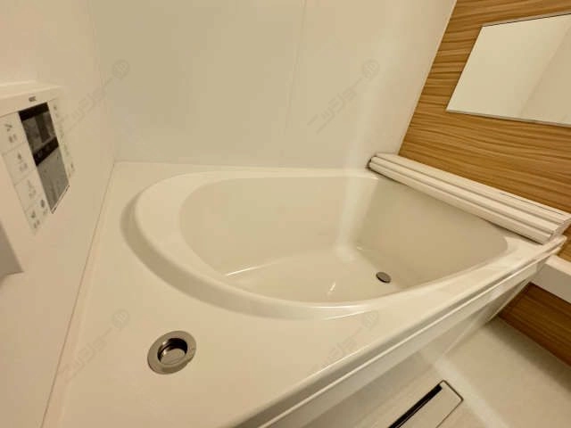 浴槽プッシュ水栓