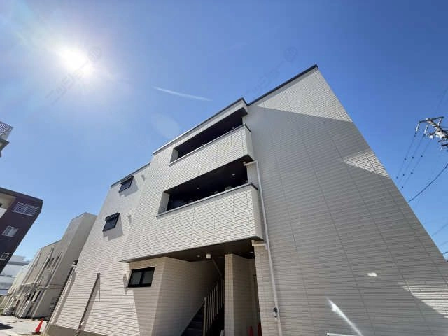建物東面