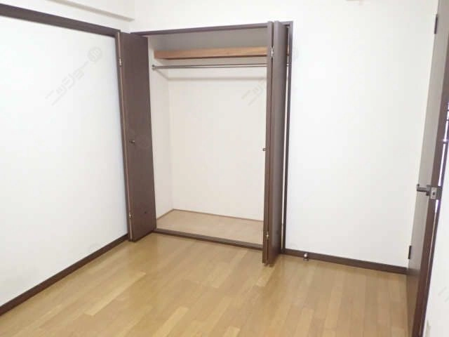 収納（洋室１）