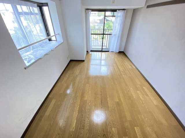 洋室1