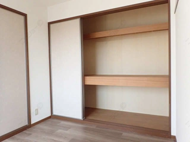 収納（洋室南側）