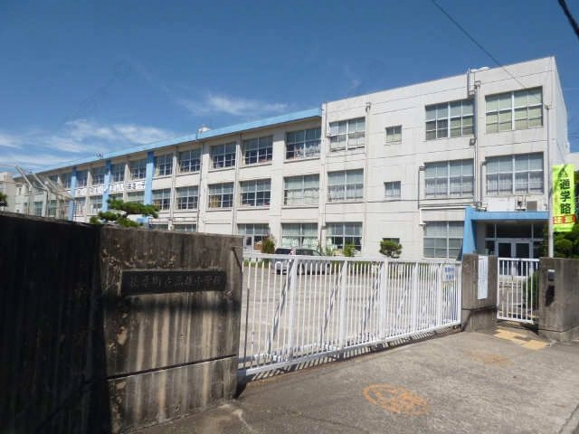 高雄小学校