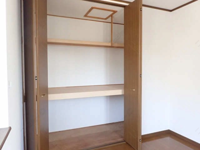 ２階南部屋の収納
