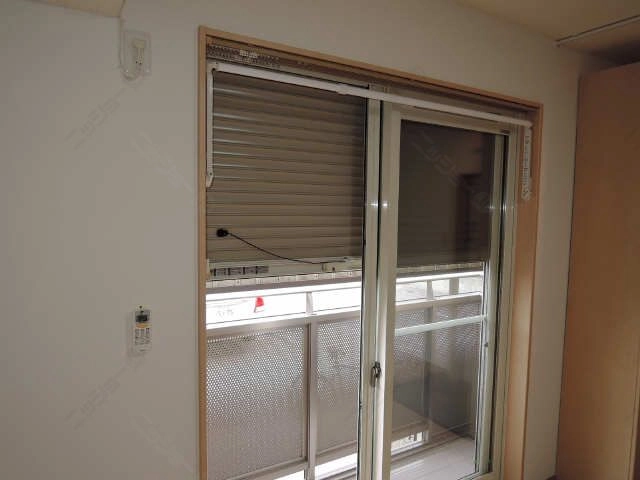 シャッター雨戸