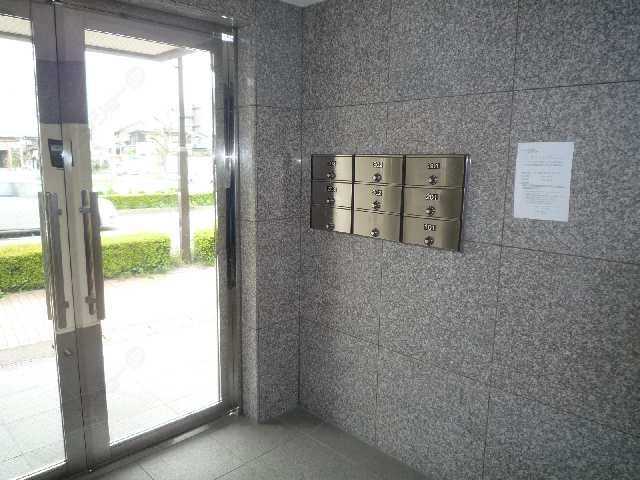 エントランス内側