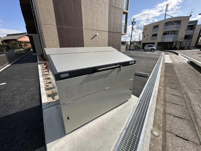 ゴミ収集BOX