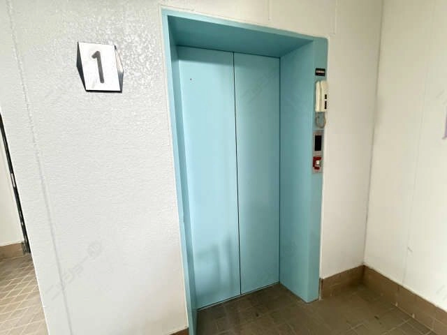 エレベーター