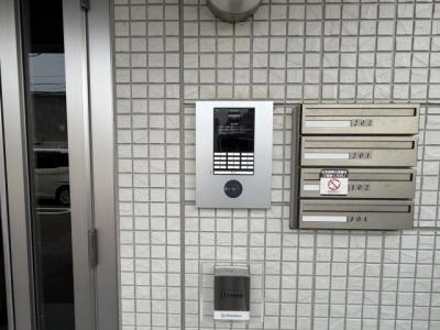 セキュリ  ティ