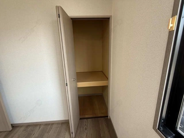 洋室収納
