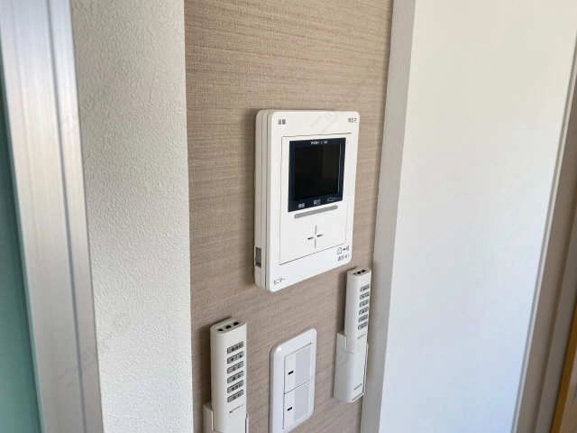 モニター付きインターホン