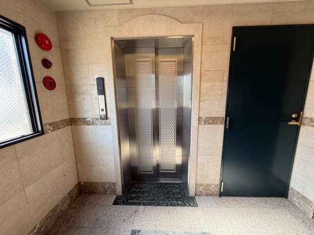 エレベーター