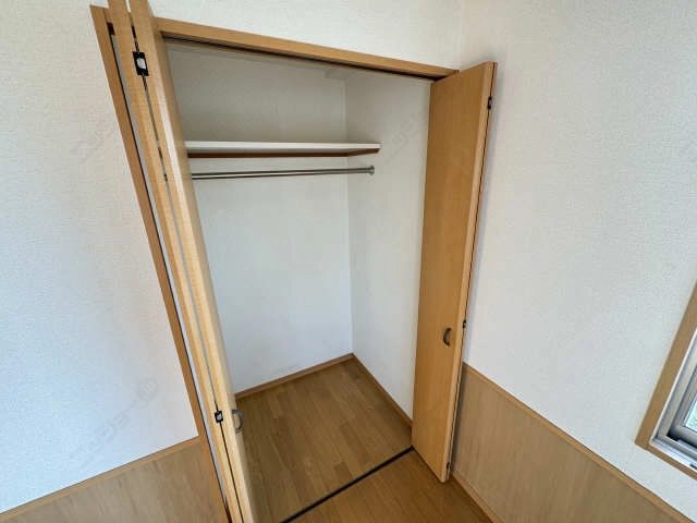 北西洋室収納