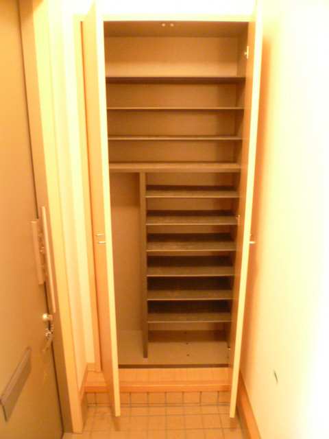 玄関(ｼｭｰｽﾞﾎﾞｯｸｽ)