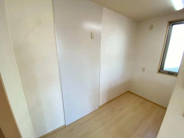 冷蔵庫置き場