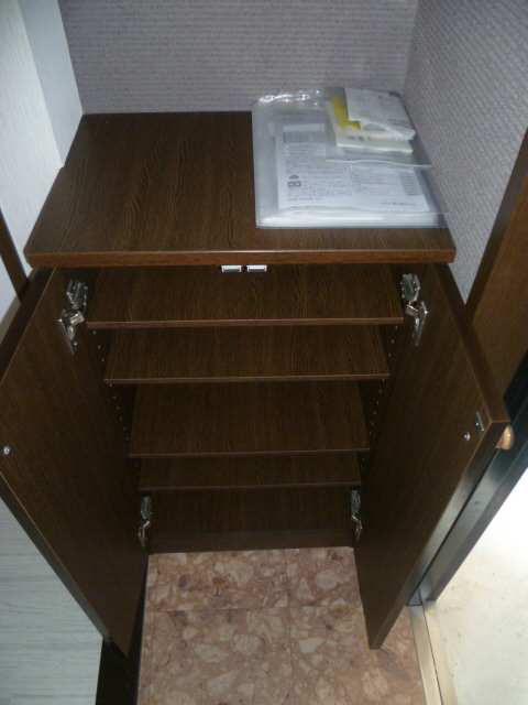 シューズボックス