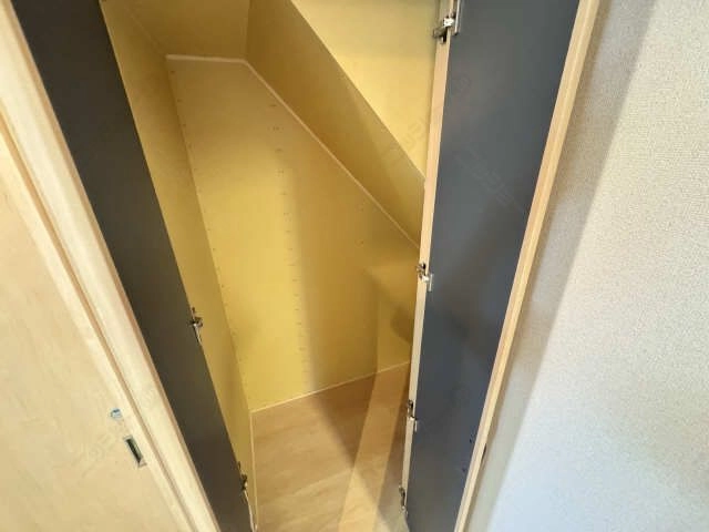 階段下収納